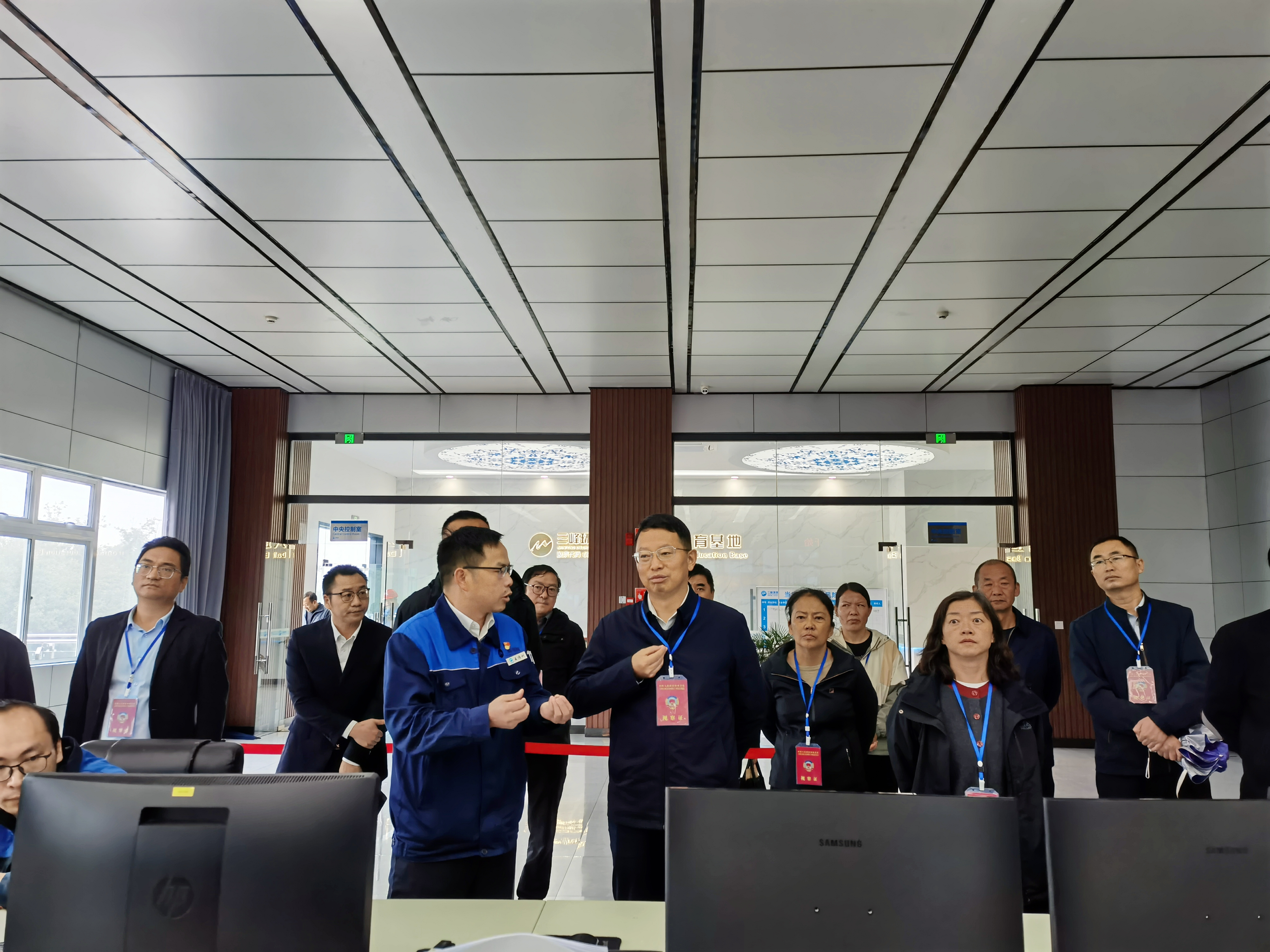 20250527大理州政协党组书记、主席程鹏率队到大理开云体育公司视察1.jpg